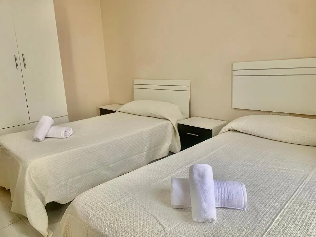 Vivienda Con Fines Turisticos Mi Dulce Triana Lägenhet Úbeda 0*,  Spanien